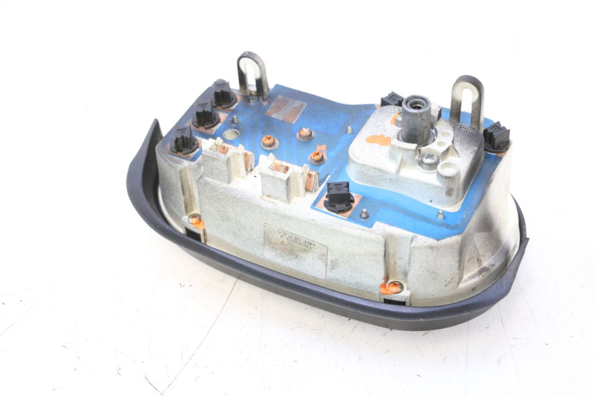 photo de COMPTEUR  PEUGEOT TREKKER TKR 50 (2005 - 2014) - État de surface