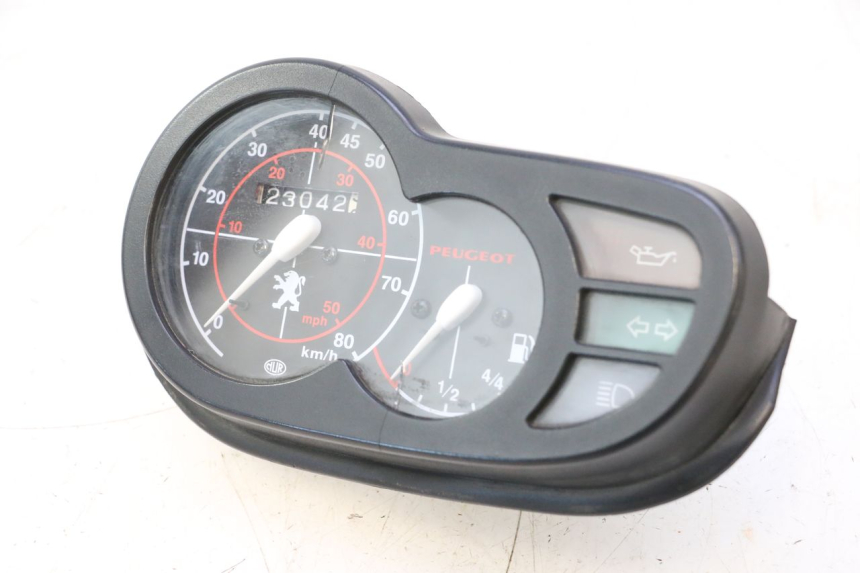photo de COMPTEUR  PEUGEOT TREKKER TKR 50 (2005 - 2014) - Marquages et références