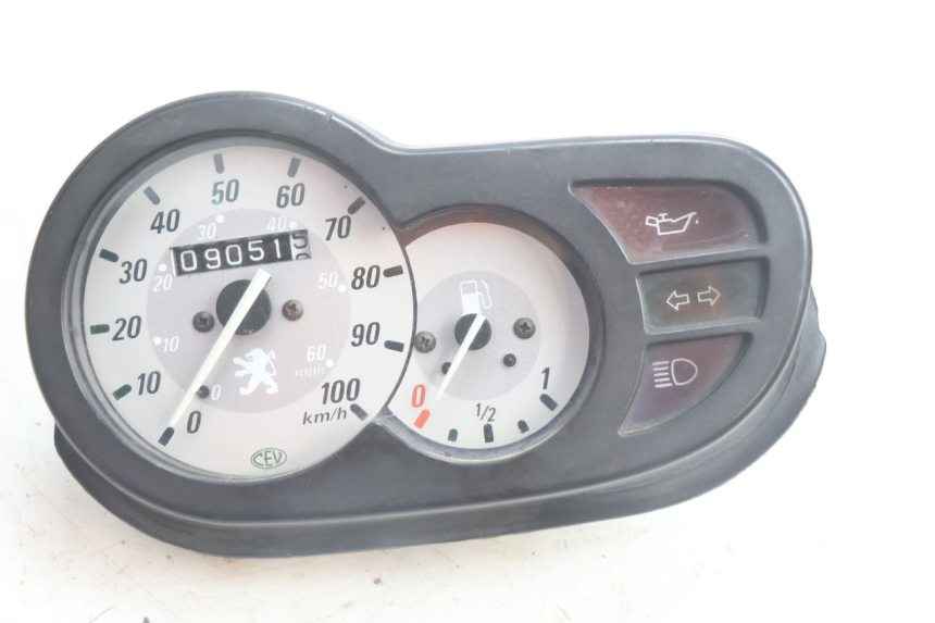 photo de COMPTEUR PEUGEOT TREKKER 50 (1995 - 2004) - Vue principale