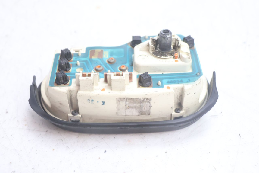 photo de COMPTEUR PEUGEOT TREKKER 50 (1995 - 2004) - Pièce contrôlée
