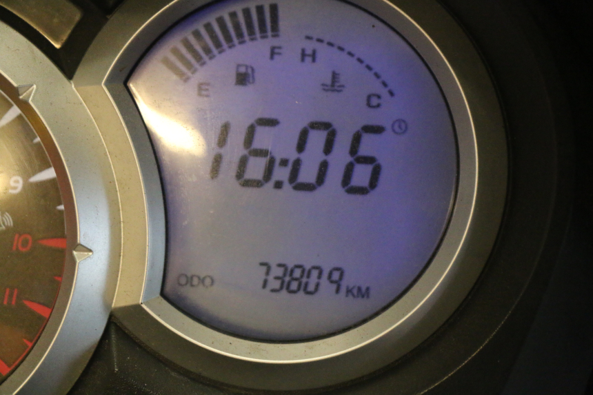 photo de COMPTEUR  TRIUMPH SPRINT ST ABS 1050 (2005 - 2007)