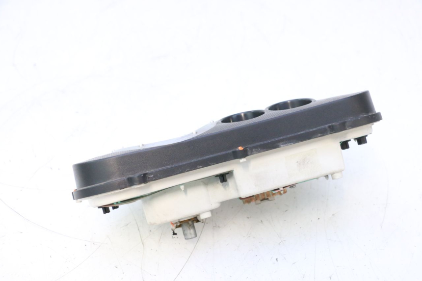 photo de COMPTEUR  PIAGGIO TYPHOON 50 (2000 - 2009) - État de surface