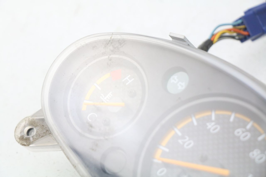 photo de COMPTEUR  SUZUKI UC EPICURO 125 (1999 - 2003)