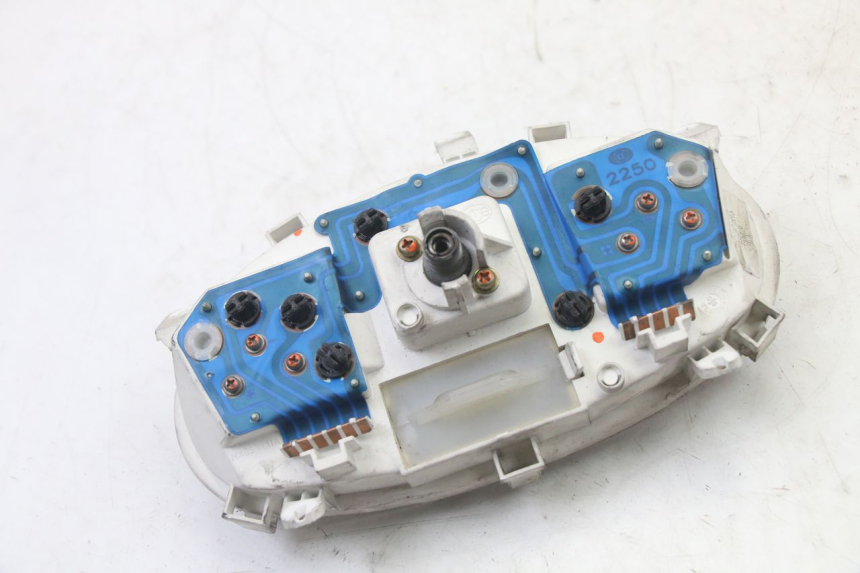 photo de COMPTEUR SUZUKI UH BURGMAN 125 (2002 - 2006)