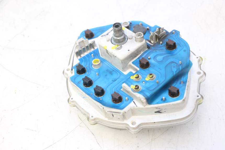 photo de COMPTEUR PIAGGIO VESPA LX 2T 50 (2005 - 2013) - Autre angle de vue