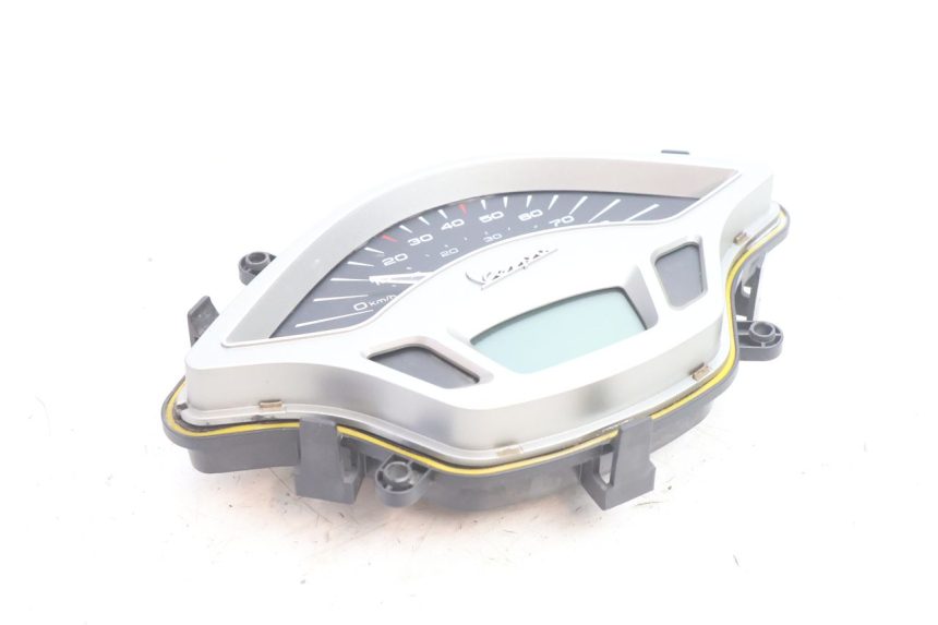 photo de COMPTEUR  PIAGGIO VESPA PRIMAVERA 2T 50 (2013 - 2018) - Autre angle de vue