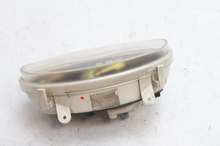 photo de COMPTEUR  PEUGEOT VIVACITY 50 (1998 - 2003) - Autre angle de vue
