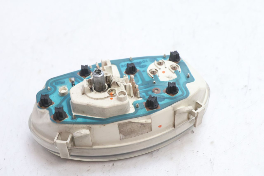 photo de COMPTEUR  PEUGEOT VIVACITY 50 (1998 - 2003) - Points de fixation