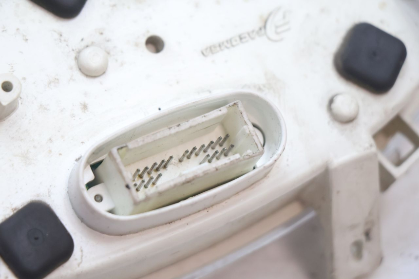 photo de COMPTEUR  PEUGEOT VIVACITY 50 (1998 - 2003) - Marquages et références