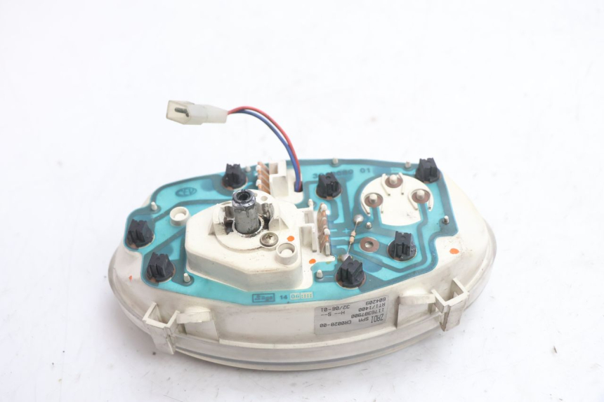 photo de COMPTEUR PEUGEOT VIVACITY 50 (2004 - 2009) - Points de fixation