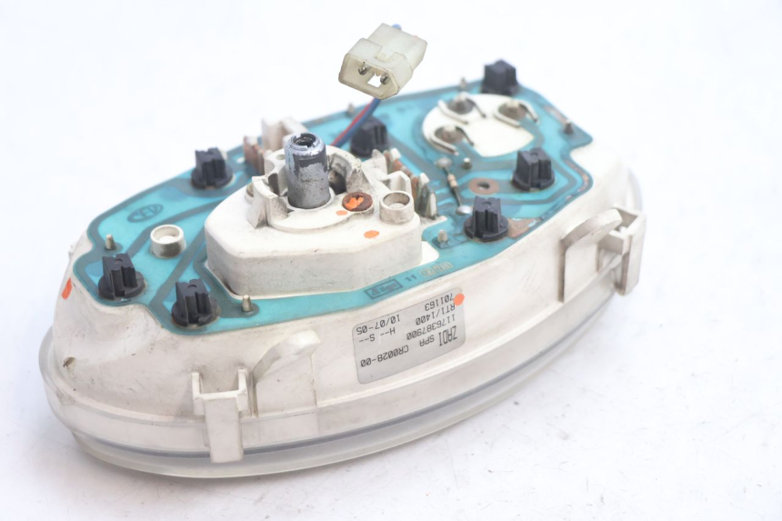photo de COMPTEUR PEUGEOT VIVACITY 50 (2004 - 2009) - Points de fixation