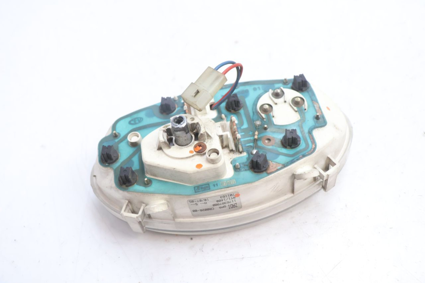 photo de COMPTEUR PEUGEOT VIVACITY 50 (2004 - 2009) - État de surface
