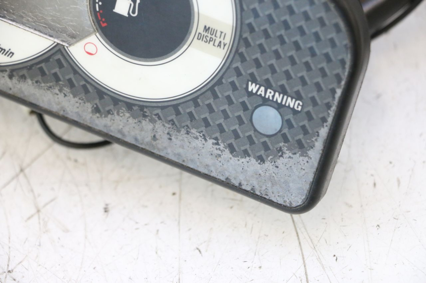photo de COMPTEUR  YAMAHA WAVE RUNNER GP R 1200 (2000 - 2003) - Vue rapprochée