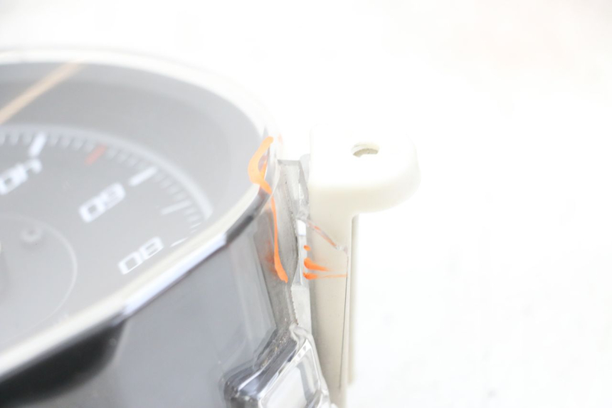 photo de COMPTEUR YAMAHA XMAX X-MAX ABS 125 (2017 - 2020)