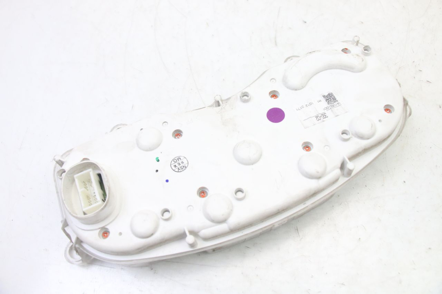 photo de COMPTEUR YAMAHA X-MAX XMAX 125 (2010 - 2014)