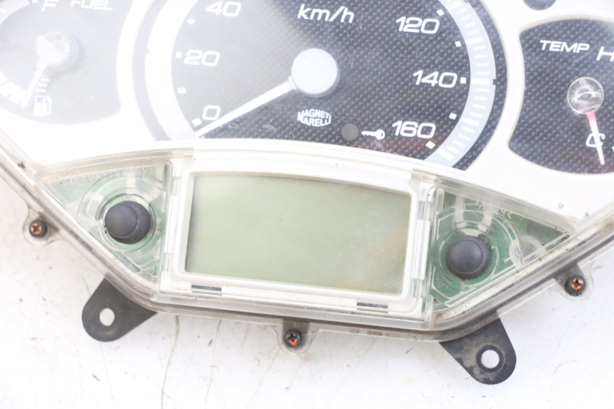 photo de COMPTEUR YAMAHA XMAX X-MAX 125 (2006 - 2009) - Vue principale