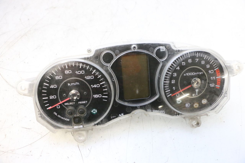 photo de COMPTEUR YAMAHA X-MAX XMAX 125 (2010 - 2013) - Vue principale