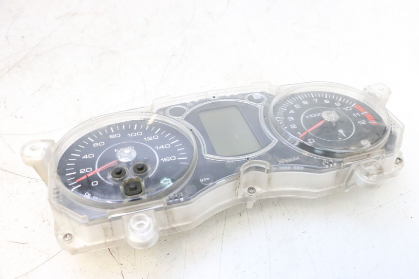 photo de COMPTEUR YAMAHA X-MAX XMAX 125 (2010 - 2013) - Vue d’ensemble