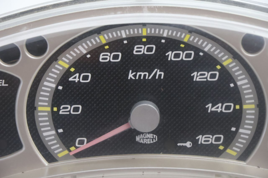 photo de COMPTEUR YAMAHA XMAX X-MAX 125 (2006 - 2009) - Zoom état d’usage