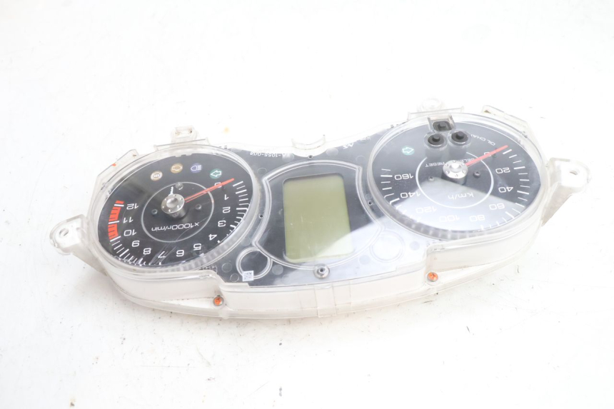 photo de COMPTEUR YAMAHA X-MAX XMAX 125 (2010 - 2013) - État de surface
