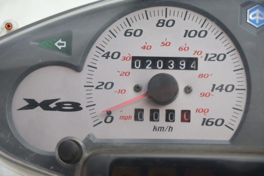 photo de COMPTEUR  PIAGGIO X8 STREET 125 (2006 - 2007) - Détail de la pièce