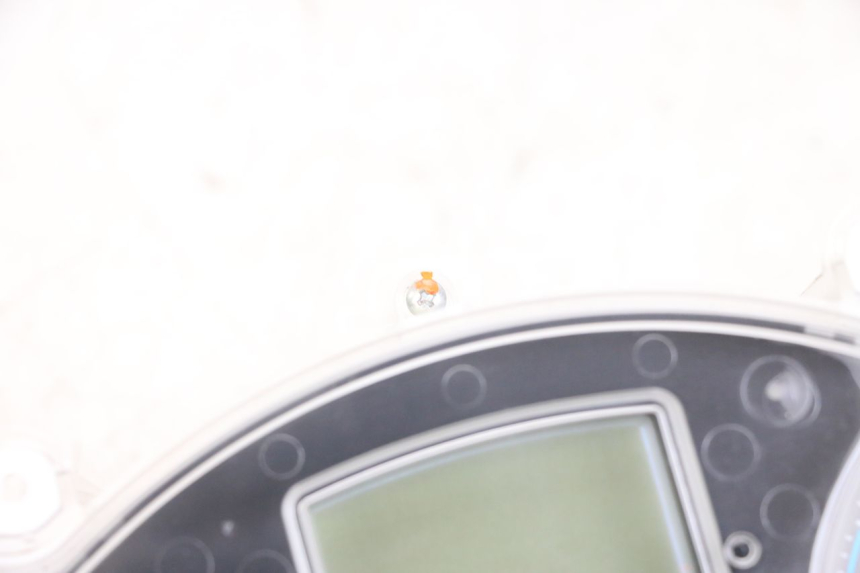 photo de COMPTEUR PIAGGIO XEVO - X EVO 125 (2007 - 2016) - Détails caractéristiques