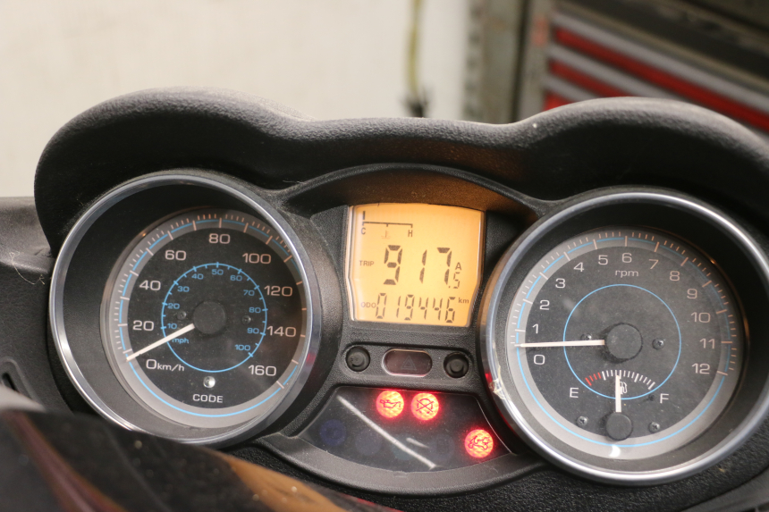 photo de COMPTEUR PIAGGIO XEVO - X EVO 125 (2007 - 2016) - Zoom état d’usage