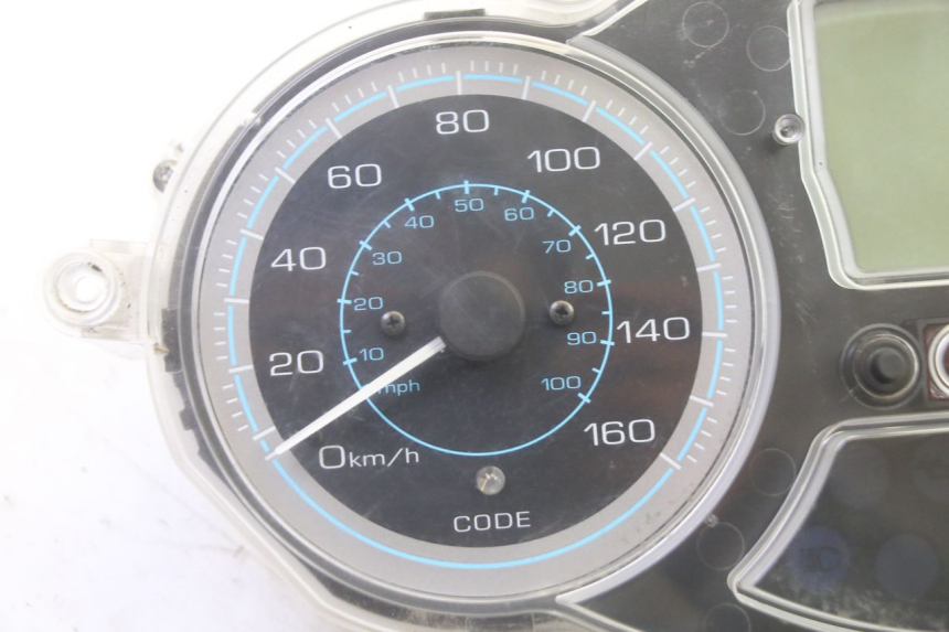 photo de COMPTEUR PIAGGIO XEVO - X EVO 125 (2007 - 2016) - Autre angle de vue