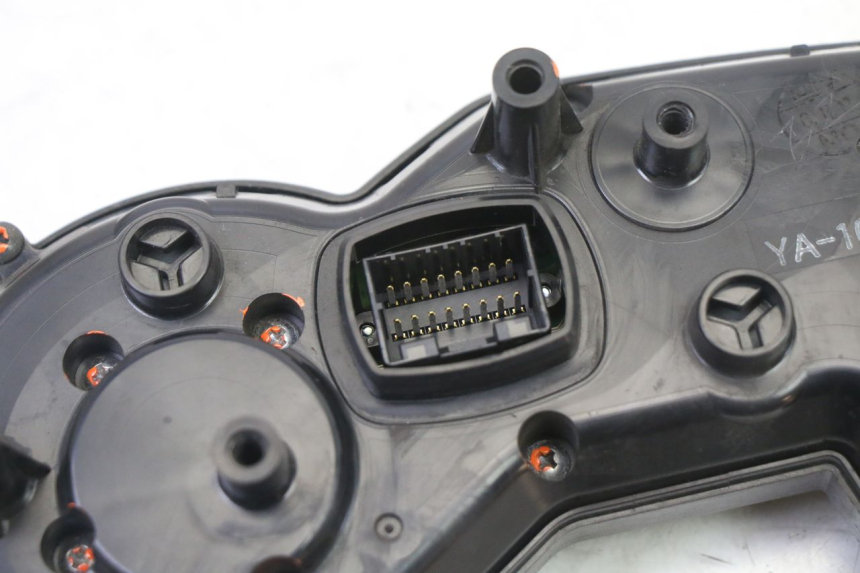 photo de COMPTEUR  YAMAHA XJ6 ABS 600 (2008 - 2016)