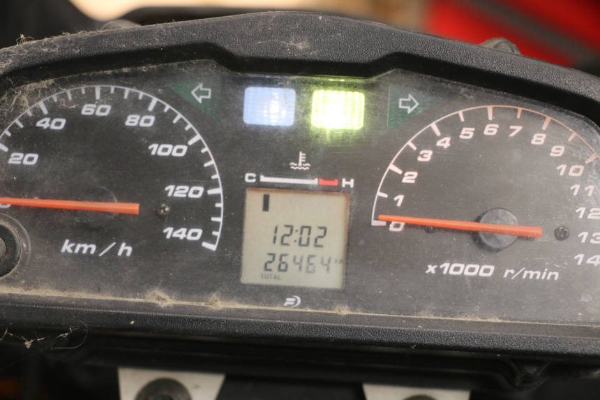 photo de COMPTEUR  HONDA XLV VARADERO 125 (2000 - 2006)