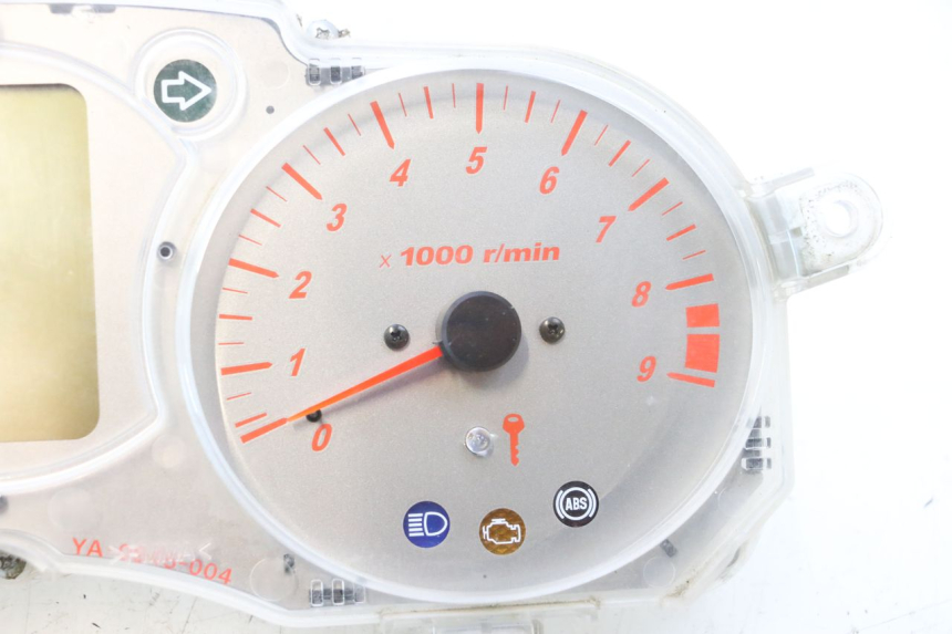photo de COMPTEUR  YAMAHA XP T-MAX ABS 500 (2005 - 2005) - Autre angle de vue