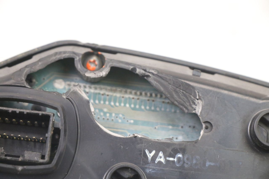 photo de COMPTEUR  YAMAHA FZ6 FAZER S2 600 (2007 - 2011)