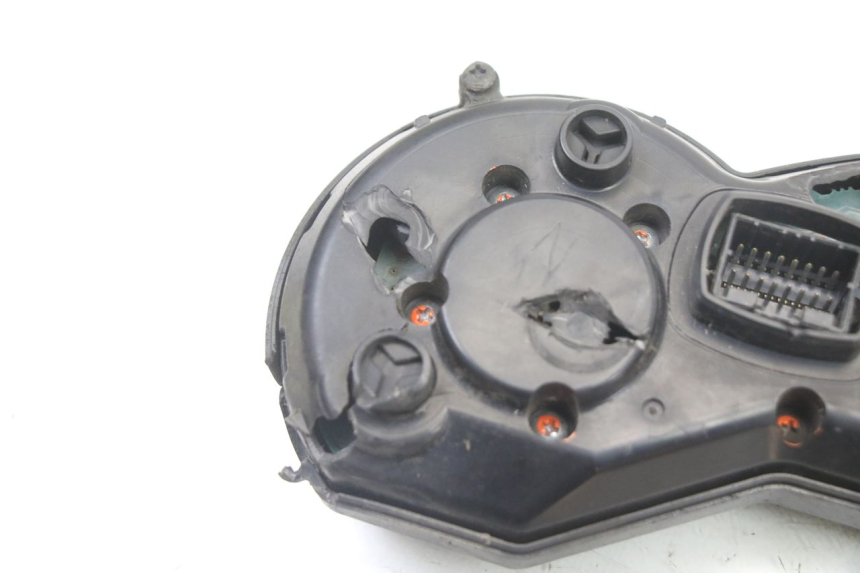 photo de COMPTEUR  YAMAHA FZ6 FAZER S2 600 (2007 - 2011)