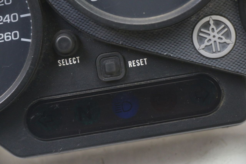 photo de COMPTEUR  YAMAHA FZS FAZER 600 (2001 - 2003)