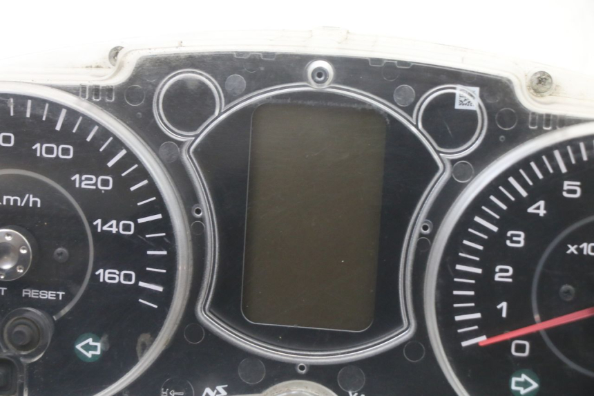 photo de COMPTEUR YAMAHA X-MAX XMAX ABS 250 (2010 - 2014)