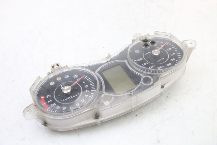 photo de COMPTEUR YAMAHA X-MAX XMAX ABS 250 (2010 - 2014)