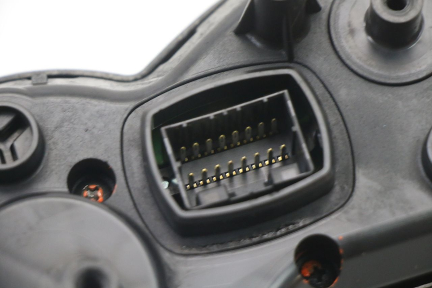 photo de COMPTEUR  YAMAHA XJ6 ABS 600 (2008 - 2016)