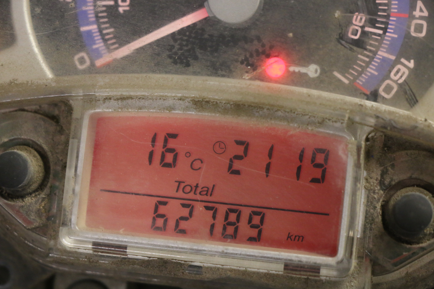 photo de COMPTEUR YAMAHA XMAX X-MAX 125 (2006 - 2009)