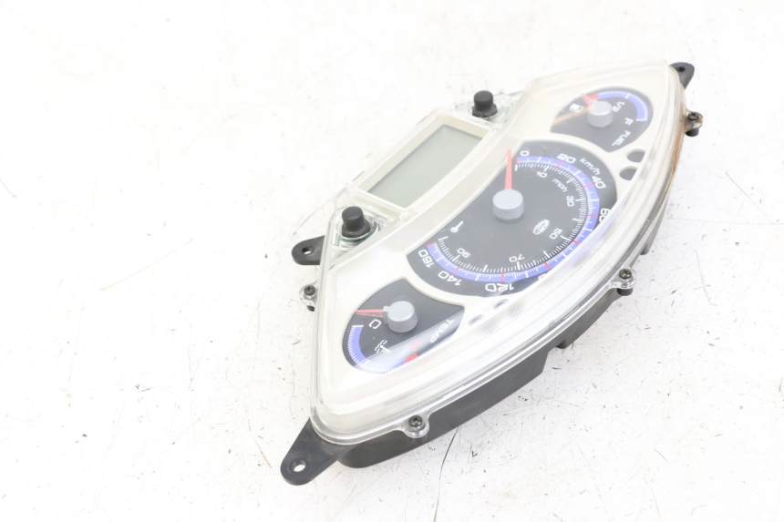 photo de COMPTEUR YAMAHA XMAX X-MAX 125 (2006 - 2009)