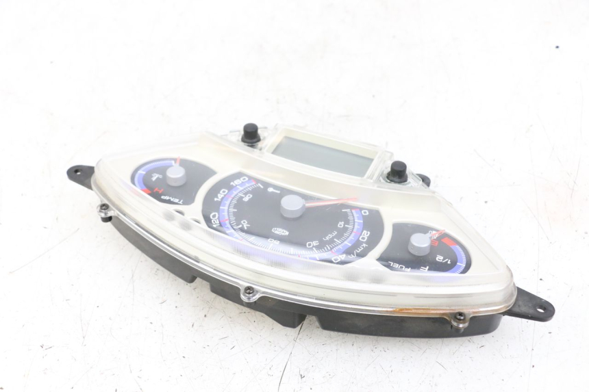 photo de COMPTEUR YAMAHA XMAX X-MAX 125 (2006 - 2009)