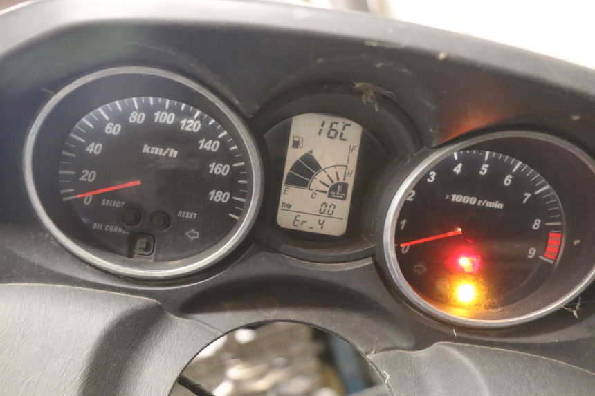 photo de COMPTEUR YAMAHA YP MAJESTY 400 (2004 - 2008)