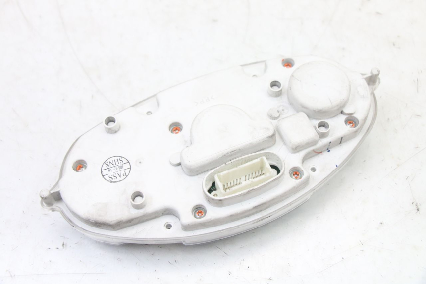 photo de COMPTEUR  YAMAHA YP MAJESTY 125 (2007 - 2010)