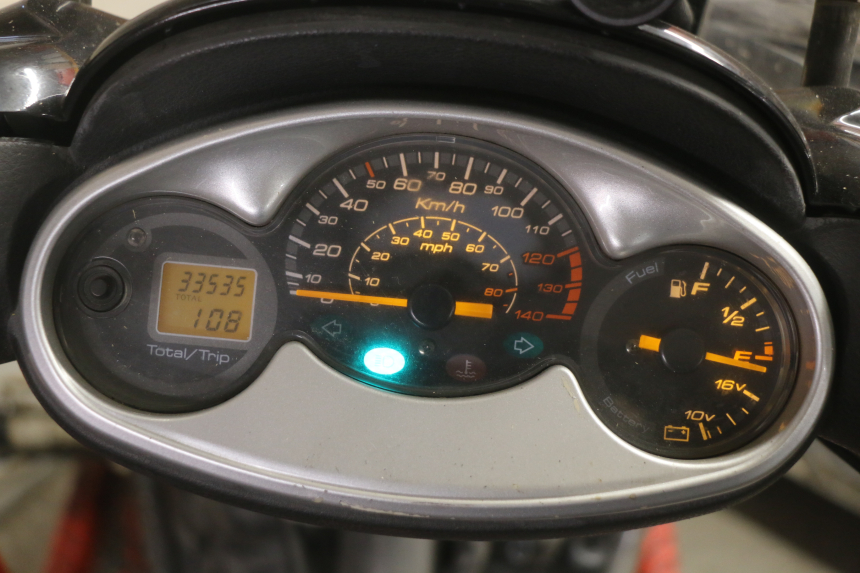 photo de COMPTEUR  YAMAHA YP MAJESTY 125 (2007 - 2010)