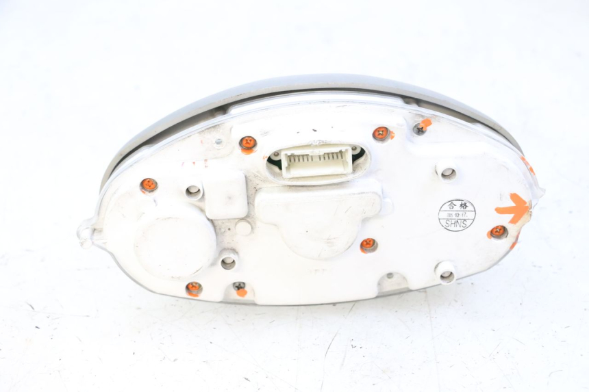 photo de COMPTEUR YAMAHA YP MAJESTY 125 (2002 - 2006)