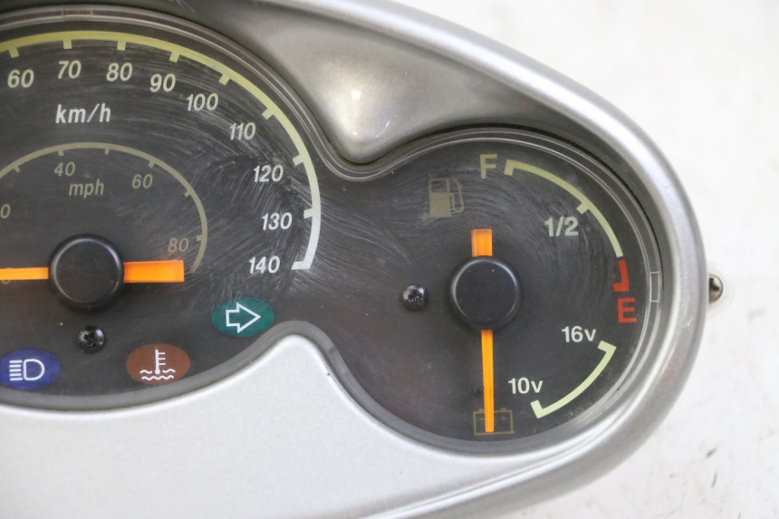 photo de COMPTEUR YAMAHA YP MAJESTY 125 (2002 - 2006)