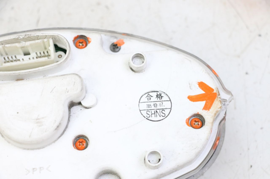 photo de COMPTEUR YAMAHA YP MAJESTY 125 (2002 - 2006)