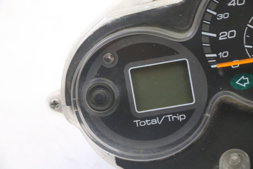 photo de COMPTEUR  YAMAHA YP MAJESTY 125 (2007 - 2010)