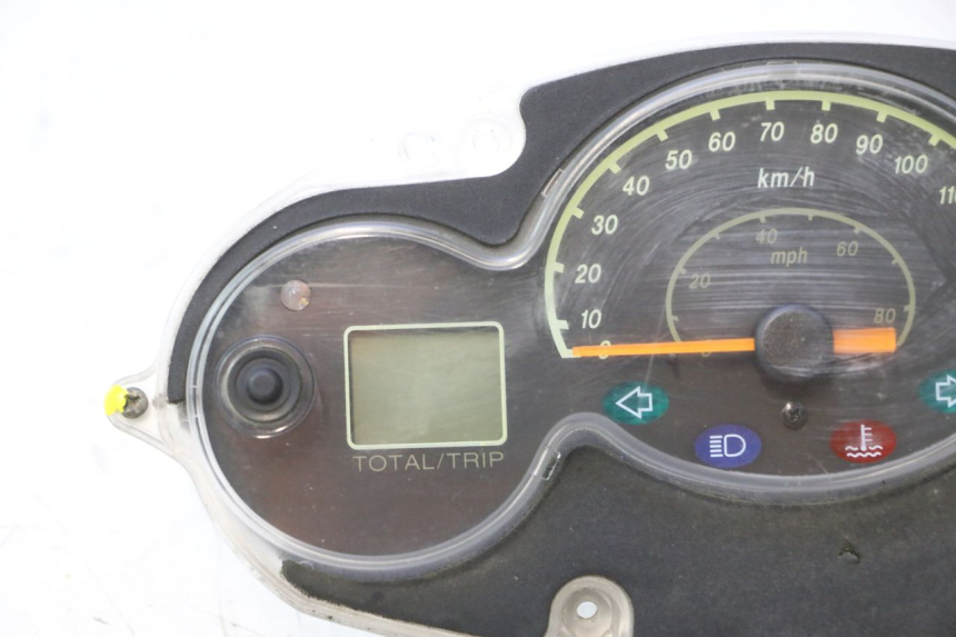 photo de COMPTEUR YAMAHA YP MAJESTY 125 (2002 - 2006) - Zoom composants