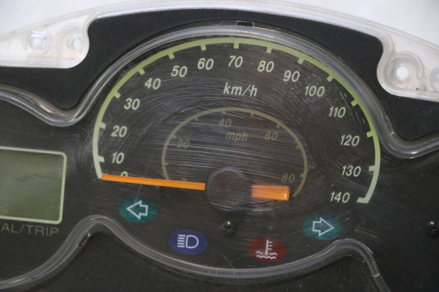 photo de COMPTEUR YAMAHA YP MAJESTY 125 (2002 - 2006) - Zoom état d’usage