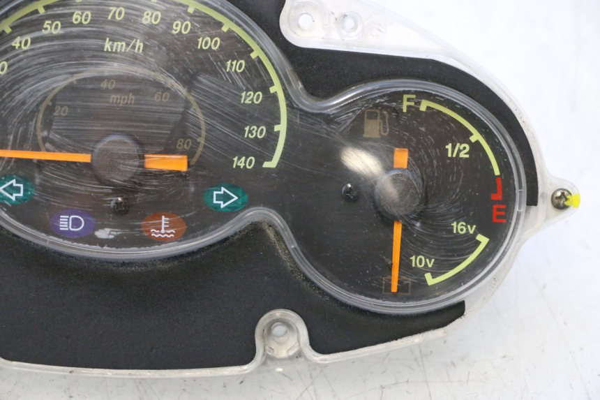photo de COMPTEUR YAMAHA YP MAJESTY 125 (2002 - 2006) - Zoom composants